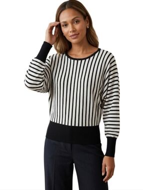 "CYRUS"  Misses Pretty (S) Black & White Stripe Sweater Never Worn